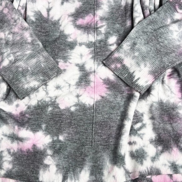 Torrid Htay Pink Tie Dye Pullover Drop Shoulder Sweater Size 0 - Picture 10 of 10